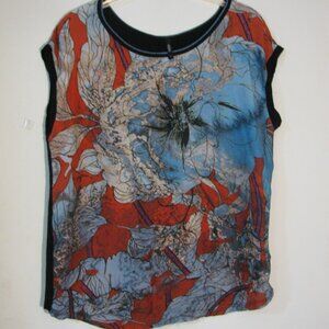 ** Edista Floral Blouse Medium Red & Blue Colorful Stretch Knit Top